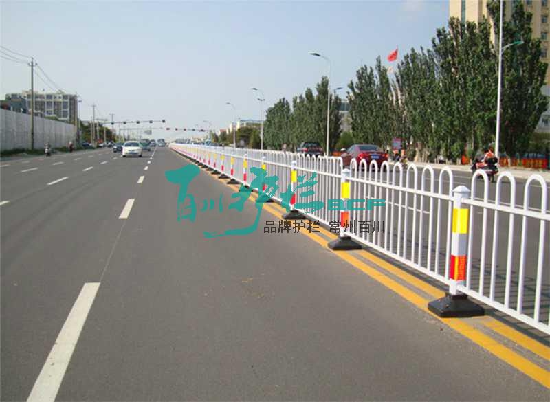 img of 通遼大別管京式道路護欄工程