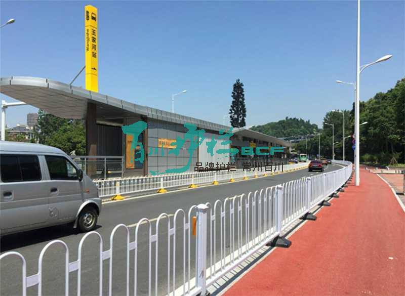 img of 宜昌道路邊緣護欄工程